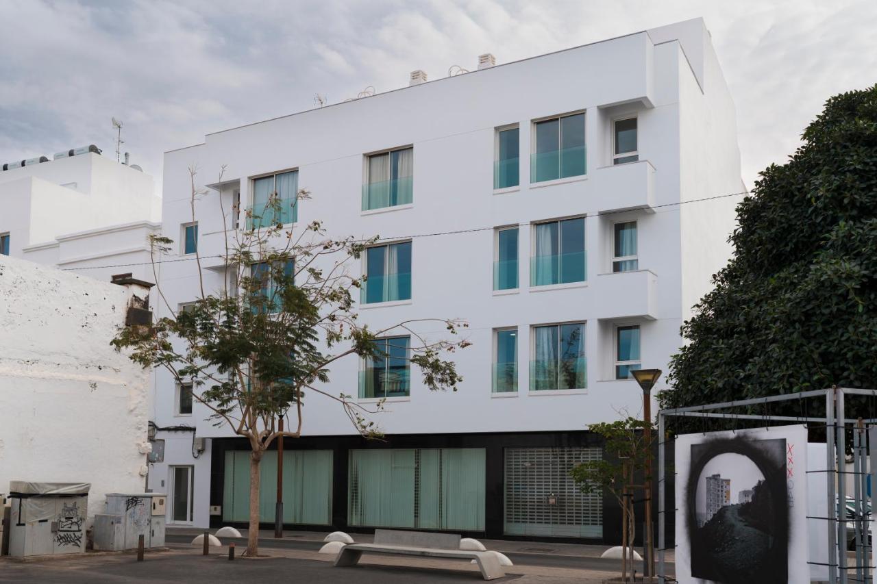 Alojamiento Santa Rosa Arrecife ภายนอก รูปภาพ